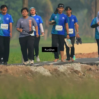 Runner Photo 5939072