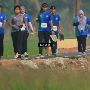 Runner Photo 5939076