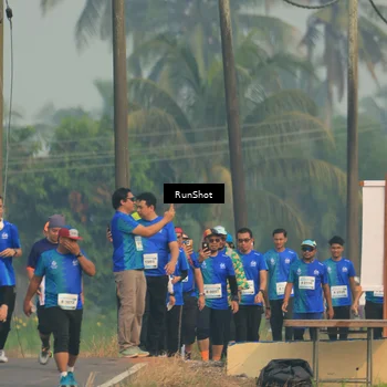 Runner Photo 5939155