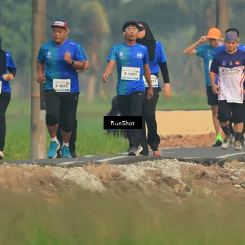 Runner Photo 5939331