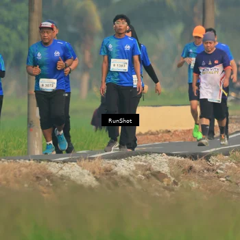 Runner Photo 5939340