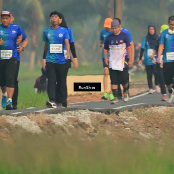 Runner Photo 5939345