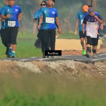 Runner Photo 5939367