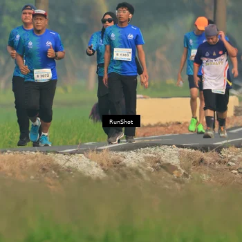 Runner Photo 5939372