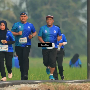 Runner Photo 5939450
