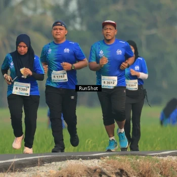 Runner Photo 5939470