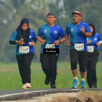 Runner Photo 5939477