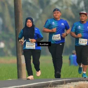 Runner Photo 5939513