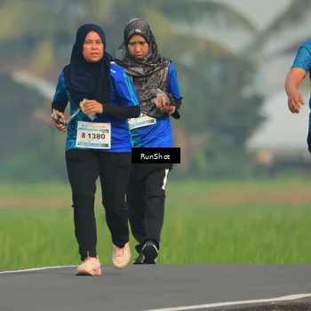 Runner Photo 5939541