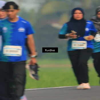 Runner Photo 5939546