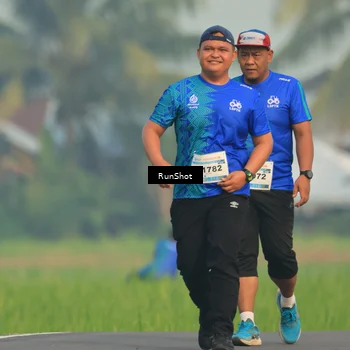 Runner Photo 5939593