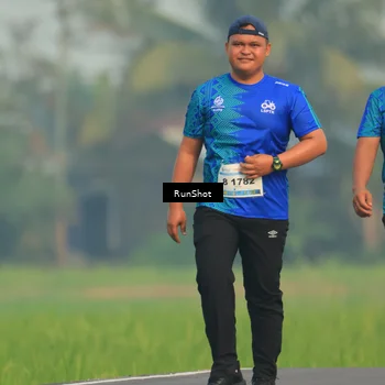 Runner Photo 5939624