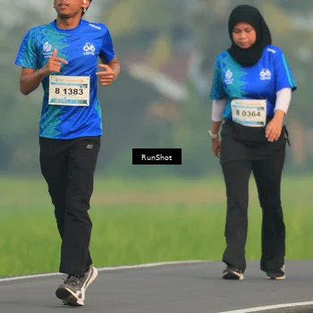 Runner Photo 5939676