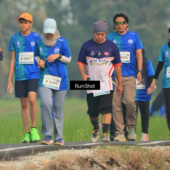 Runner Photo 5939687