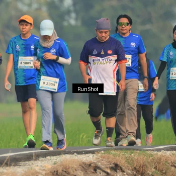 Runner Photo 5939690