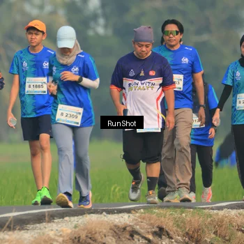 Runner Photo 5939691