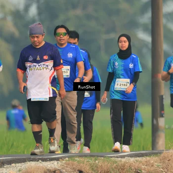 Runner Photo 5939709