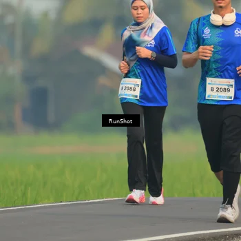 Runner Photo 5939724