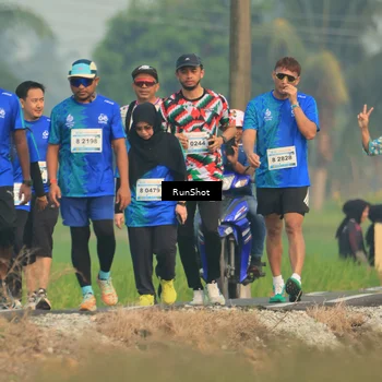 Runner Photo 5939746