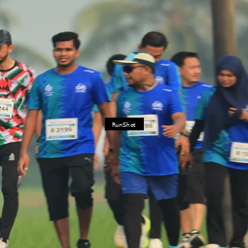 Runner Photo 5939775