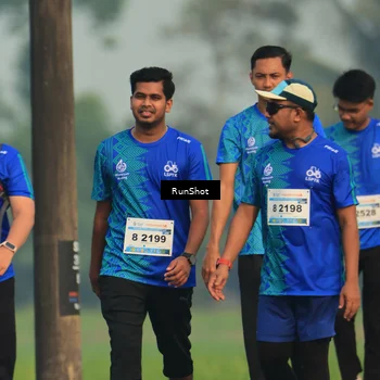 Runner Photo 5939890