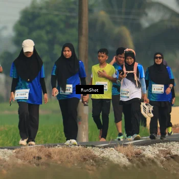 Runner Photo 5940005