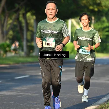 Runner Photo 5941975