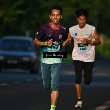 Runner Photo 5942023