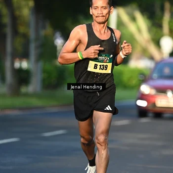 Runner Photo 5942063