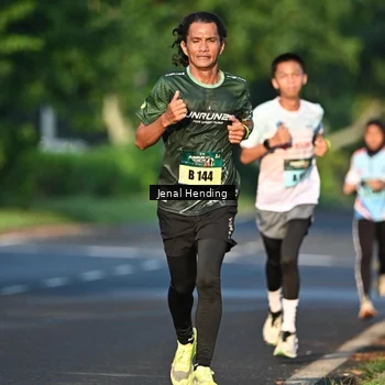 Runner Photo 5942097