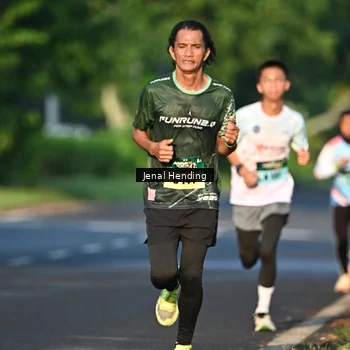 Runner Photo 5942098