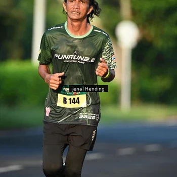 Runner Photo 5942102