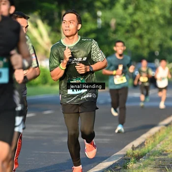 Runner Photo 5942134
