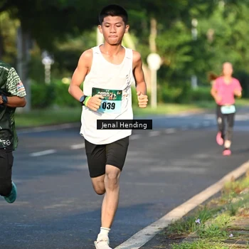 Runner Photo 5942159