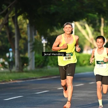 Runner Photo 5942191