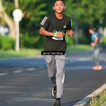 Runner Photo 5942235