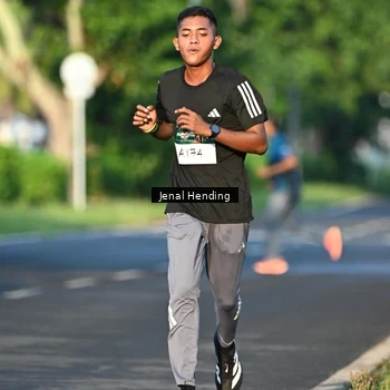 Runner Photo 5942242