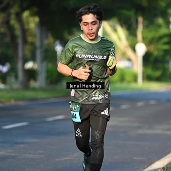 Runner Photo 5942251