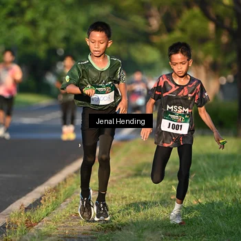 Runner Photo 5942305