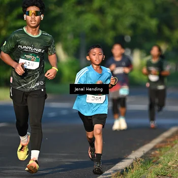 Runner Photo 5942315
