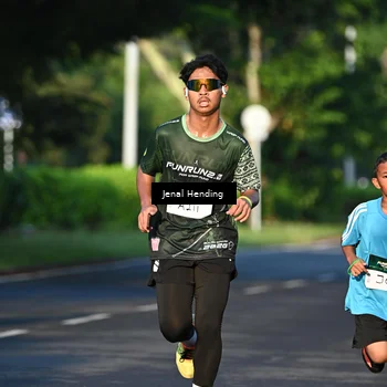 Runner Photo 5942316