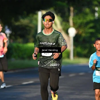 Runner Photo 5942323