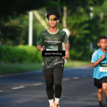 Runner Photo 5942324