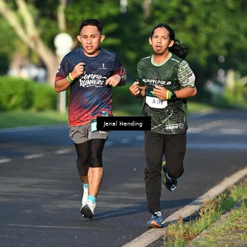 Runner Photo 5942329