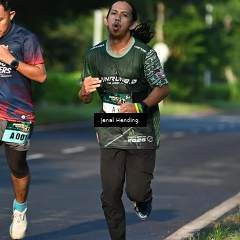 Runner Photo 5942343