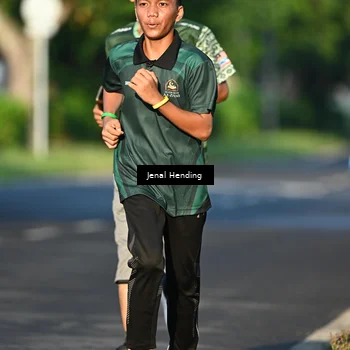 Runner Photo 5942353