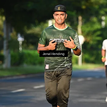 Runner Photo 5942375