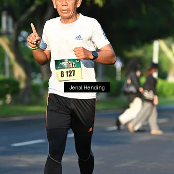 Runner Photo 5942389