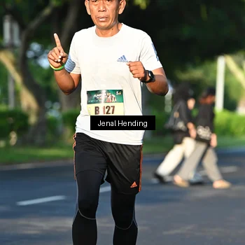 Runner Photo 5942390