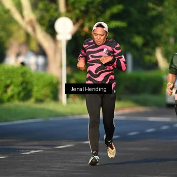Runner Photo 5942393